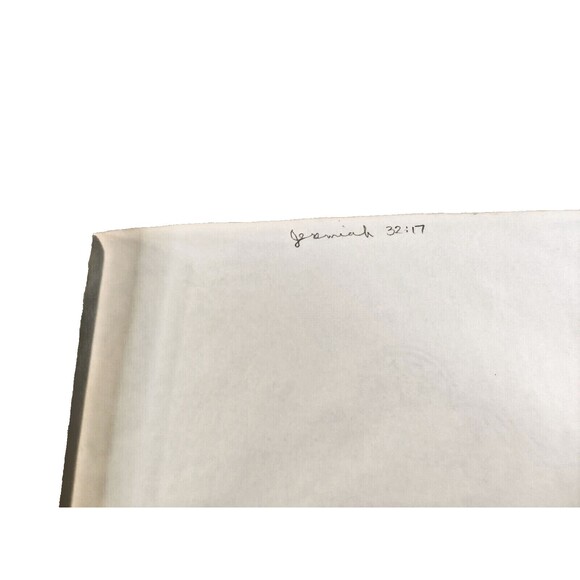 The Living Bible Paraphrased Tyndale Green Padded Hardcover 1972 - Picture 9 of 12